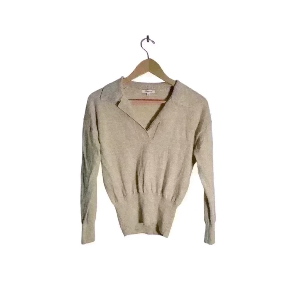 Madewell Women's V-Neck Sweater in Light Tan